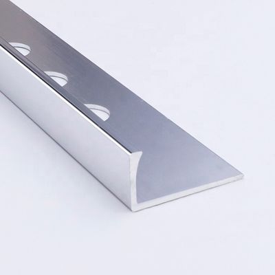 alluminio della disposizione delle mattonelle del bordo del quadrato di Chrome dello zinco di 2.7m