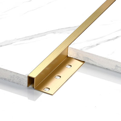 L'installazione facile U della disposizione d'ottone delle mattonelle della decorazione 8mm del pavimento della parete modella la disposizione di rame delle mattonelle