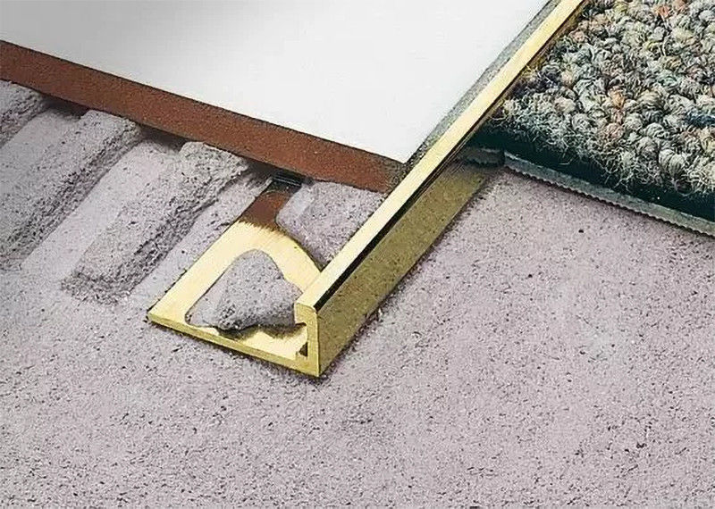 Strisce di bordo di alluminio della disposizione delle mattonelle dell'angolo di profilo per la cucina