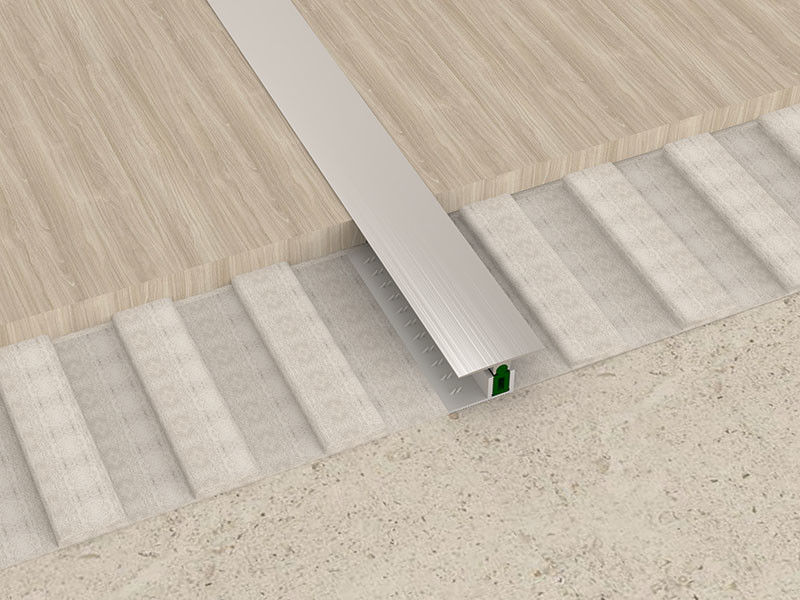 La striscia di transizione di alluminio della decorazione di legno del pavimento T ha modellato il metallo
