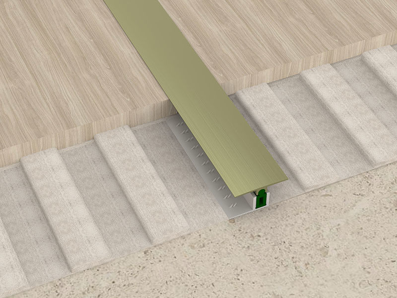 La striscia di transizione di alluminio della decorazione di legno del pavimento T ha modellato il metallo