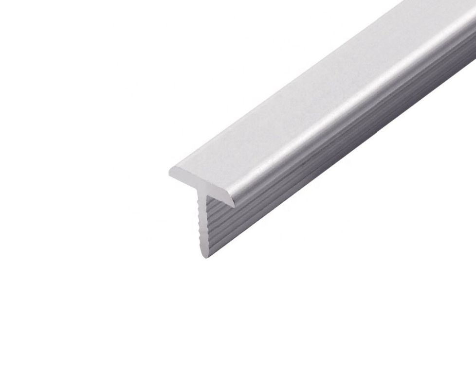 La striscia di bordo piana di alluminio del pavimento del laminato della striscia del fermaglio massimo minimo ha anodizzato