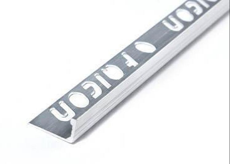La L modella la linea di demarcazione metal-ceramica di alluminio del pavimento di Ridge Trims Profil Manufactures Aluminium del bordo delle mattonelle