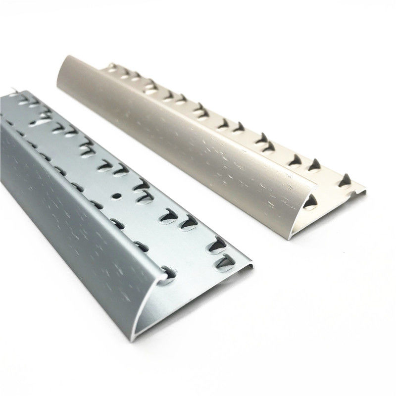 Disposizione di alluminio d'argento 2.5cm del tappeto della striscia di transizione delle mattonelle di Chrome degli accessori del tappeto