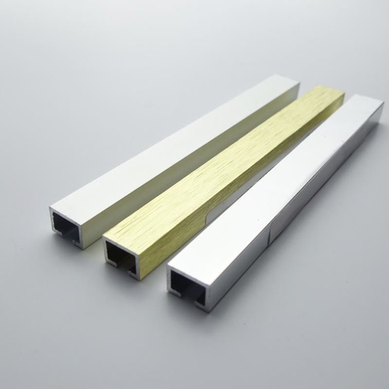 Oro a forma di L di alluminio ISO9001 della spazzola della disposizione di 10MM