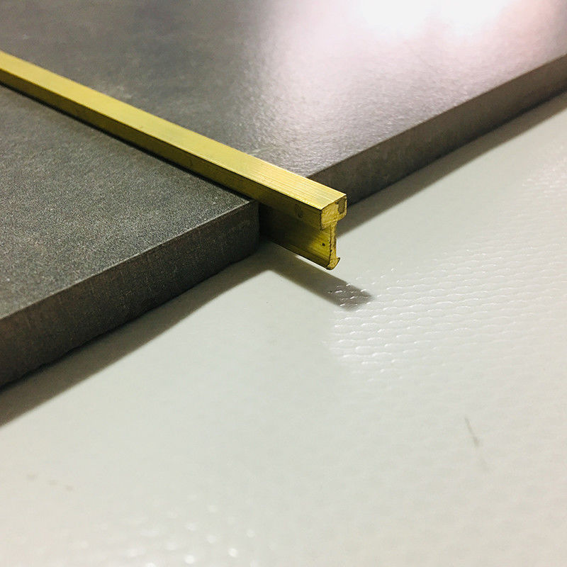 Lo specchio d'ottone d'ottone della disposizione 10mm delle mattonelle della striscia di transizione del metallo ha lucidato
