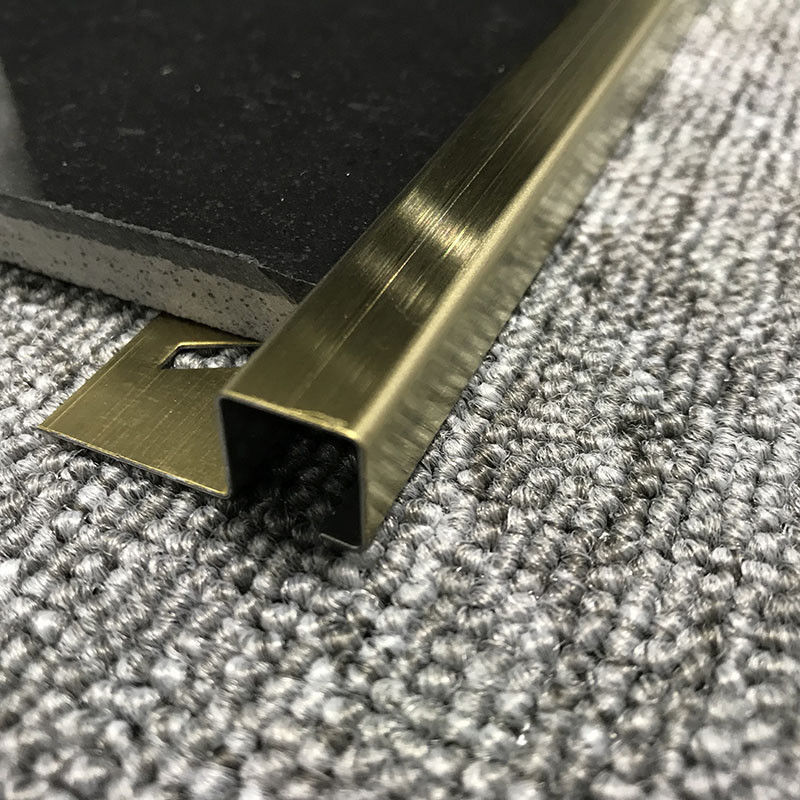 Disposizione quadrata decorativa d'acciaio del bordo delle mattonelle delle strisce 2.0mm di Sqstainless dello specchio