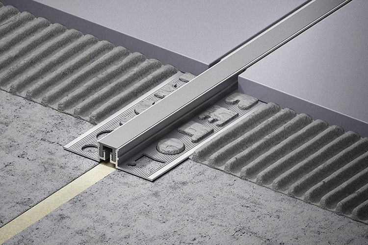 Giunto di dilatazione di legno ceramico del pavimento della disposizione di alluminio delle mattonelle del metallo